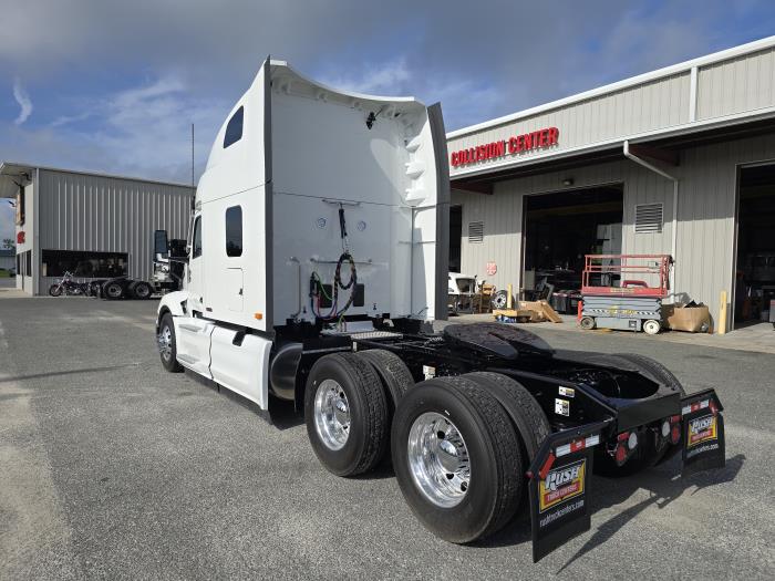 2027 Peterbilt 579-3