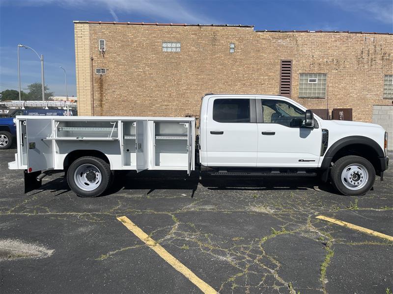 New 2026 Ford F-550 - photo 11