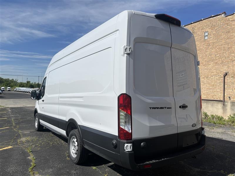 New 2026 Ford Transit 350 - photo 7