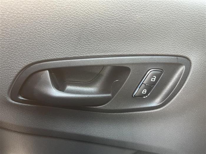 2026 Ford Transit-350-15