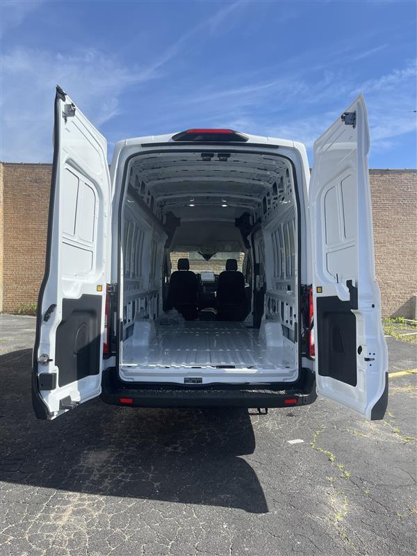 New 2026 Ford Transit 350 - photo 8