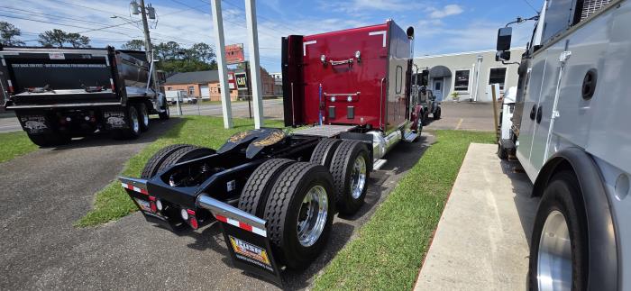 2027 Peterbilt 589-5