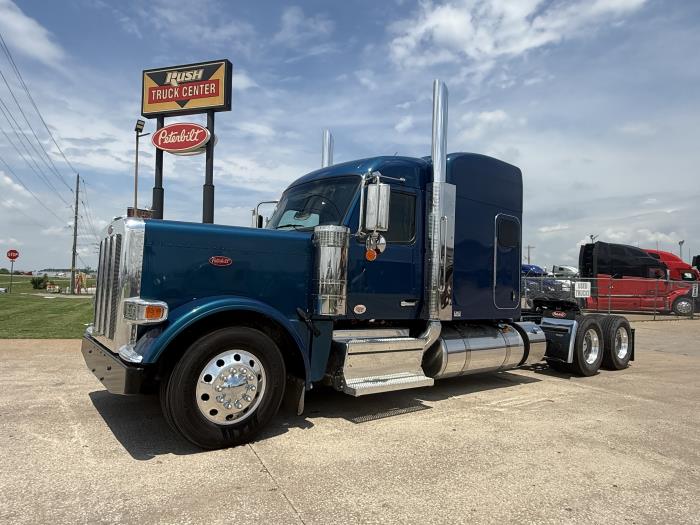 2027 Peterbilt 589-1