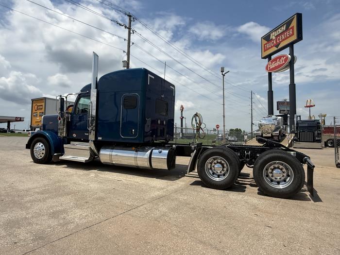 2027 Peterbilt 589-5