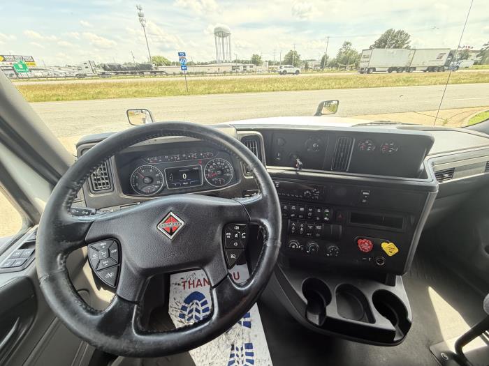 2019 International LT625-18