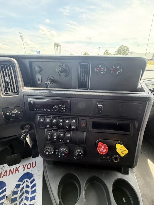 2019 International LT625-20