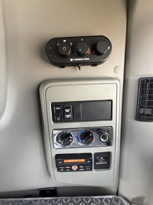2019 International LT625-26