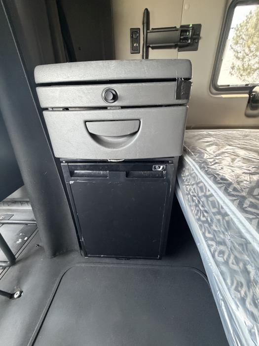 2019 International LT625-30