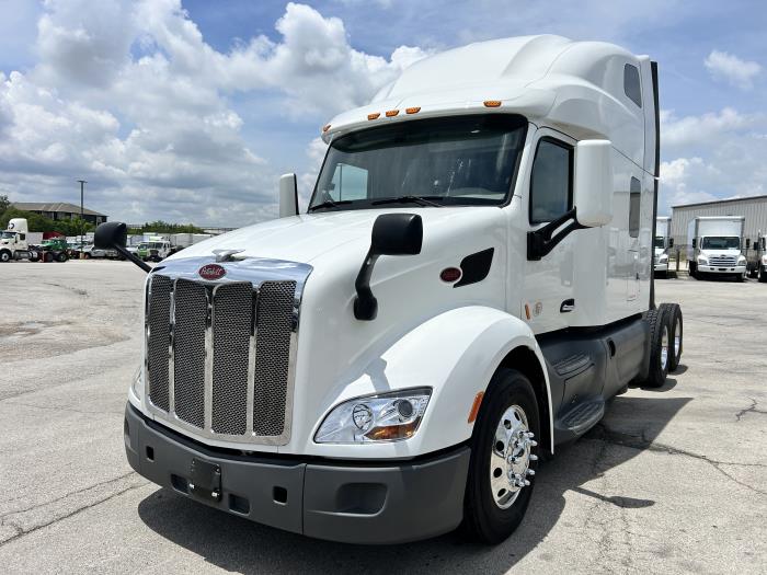 2021 Peterbilt 579-1