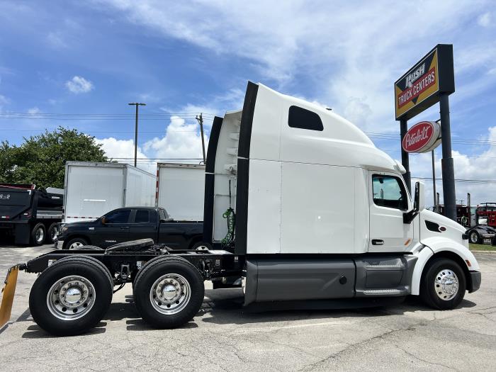 2021 Peterbilt 579-5