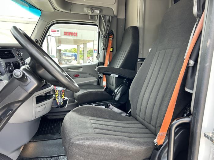 2021 Peterbilt 579-23