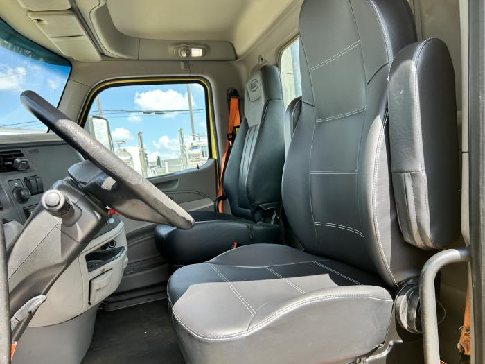 2021 Peterbilt 579-21