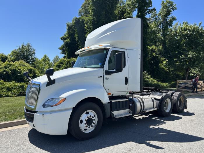 2020 International LT625-3
