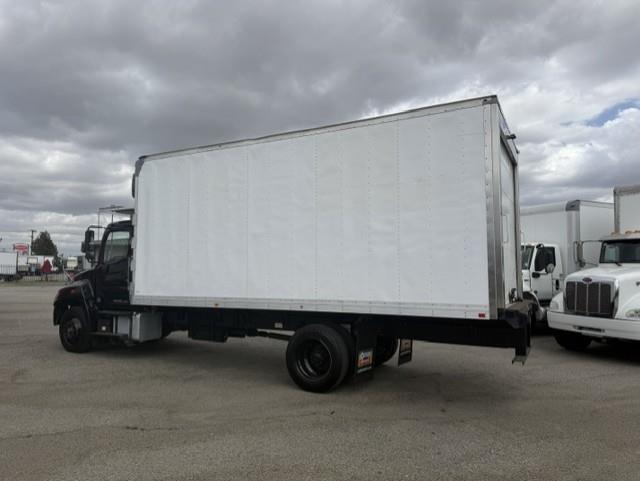 2019 Hino 268A-5
