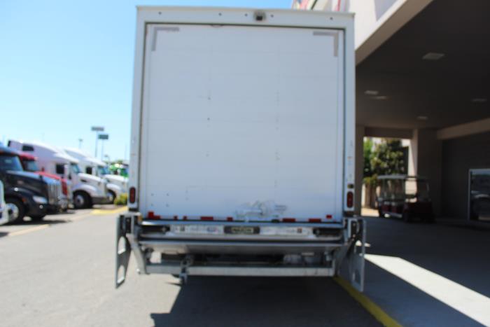 2020 Peterbilt 337-7