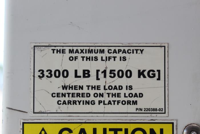 2020 Peterbilt 337-8