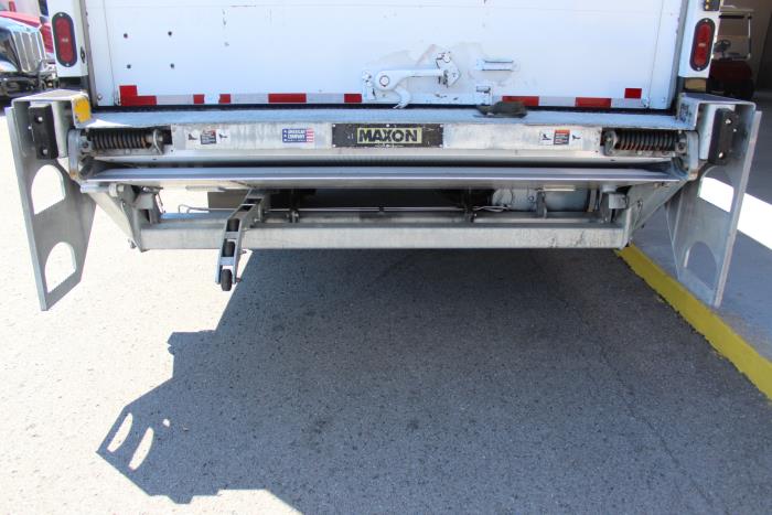 2020 Peterbilt 337-10