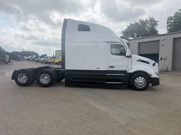 2022 Peterbilt 579-31