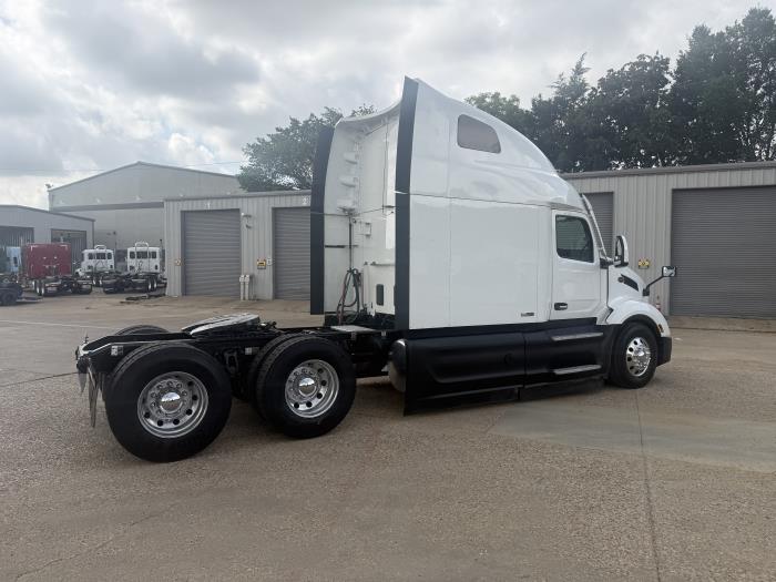 2022 Peterbilt 579-35