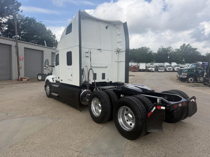 2022 Peterbilt 579-43