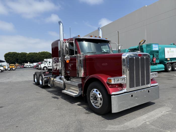 2027 Peterbilt 589-3