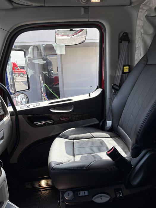 2027 Peterbilt 589-13
