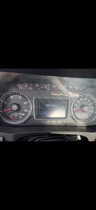 2021 International LT625-12
