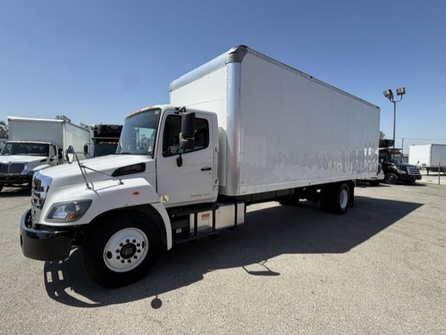 2020 Hino 268A-1