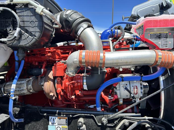 2027 Peterbilt 567-20