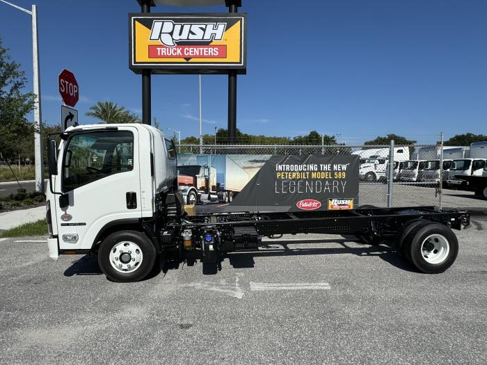 2027 Isuzu NPR-HD-2