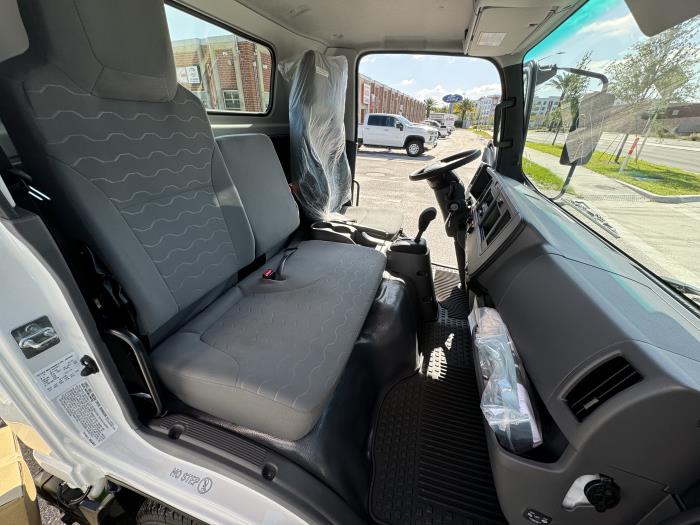 2027 Isuzu NPR-HD-7