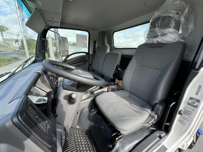 2027 Isuzu NPR-HD-21