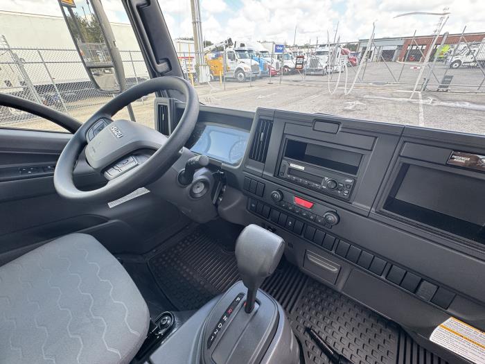 2027 Isuzu NRR-12