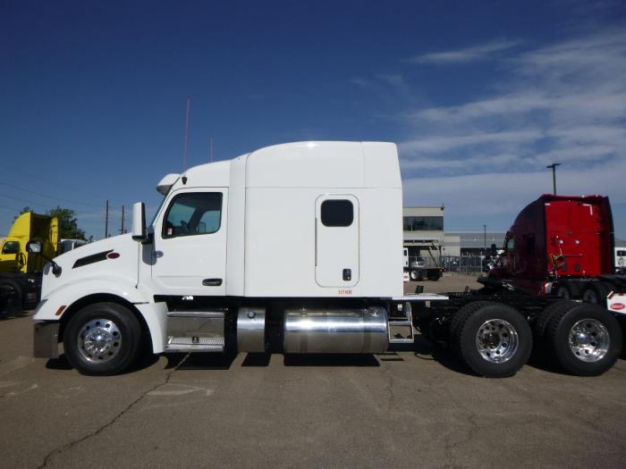 2022 Peterbilt 579-1