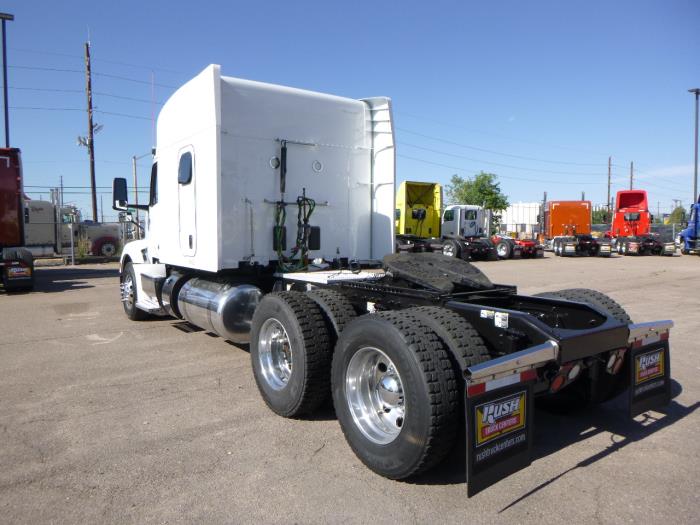 2022 Peterbilt 579-2