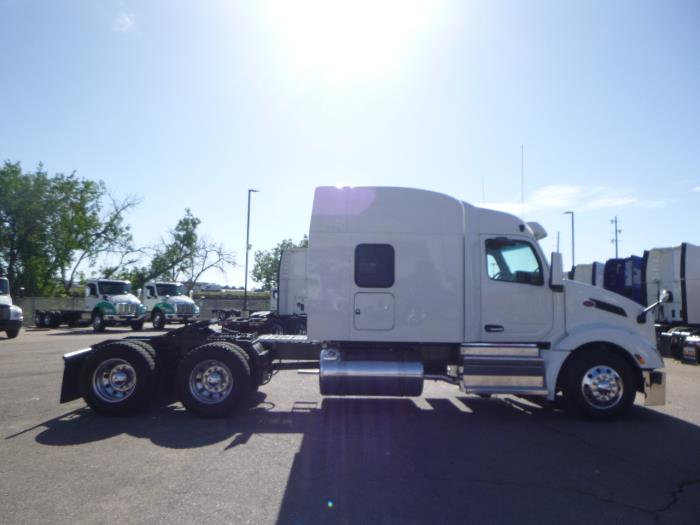 2022 Peterbilt 579-5
