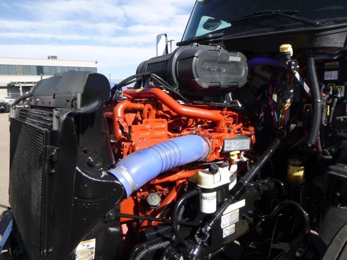 2022 Peterbilt 579-23