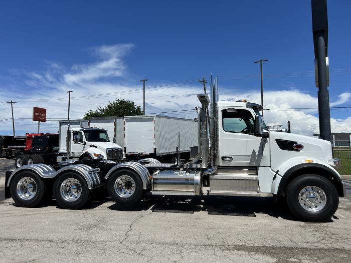 2027 Peterbilt 567 in Austin, TX — photo 4