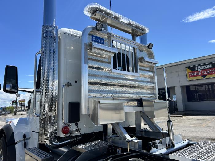 2027 Peterbilt 567-8