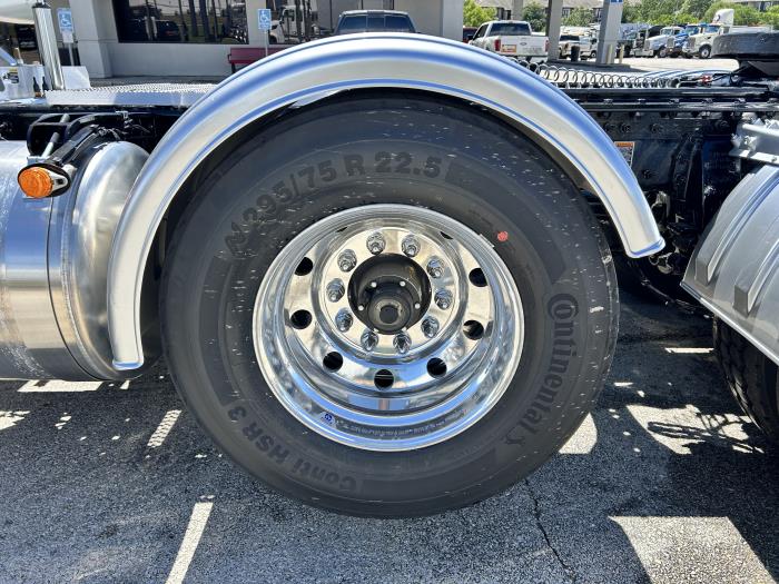 2027 Peterbilt 567-9