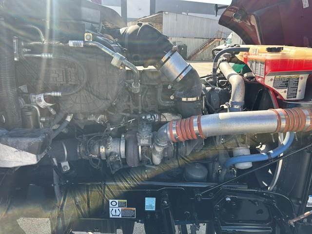 2022 Peterbilt 567-18
