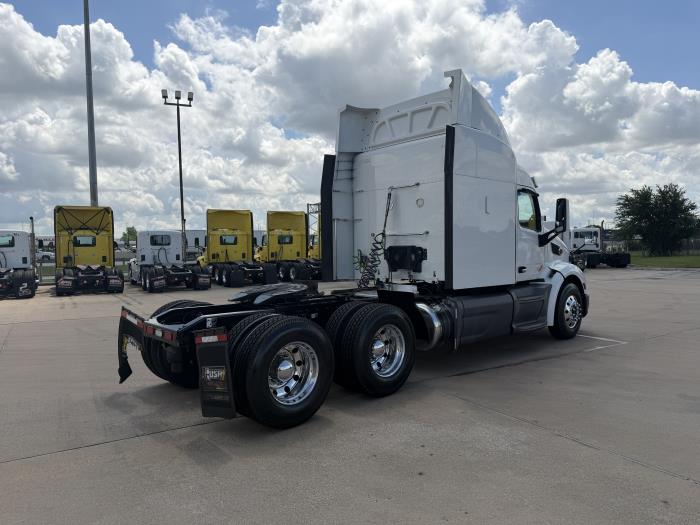 2020 Peterbilt 579-4