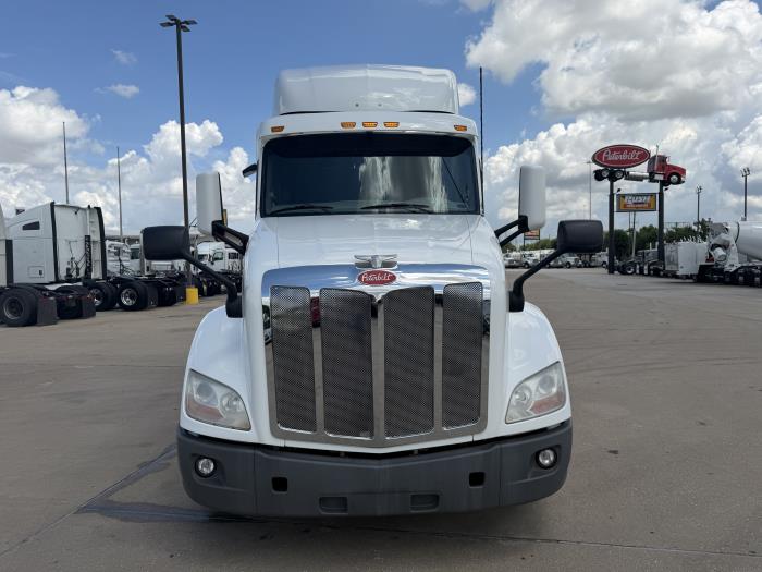2020 Peterbilt 579-7