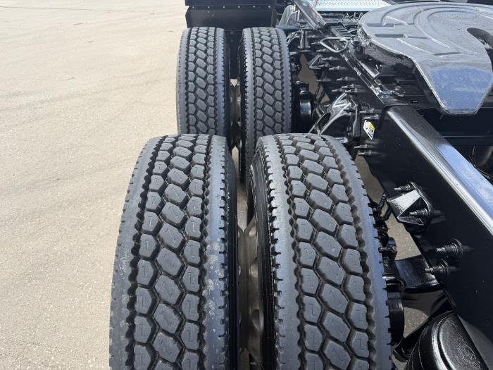 2020 Peterbilt 579-11