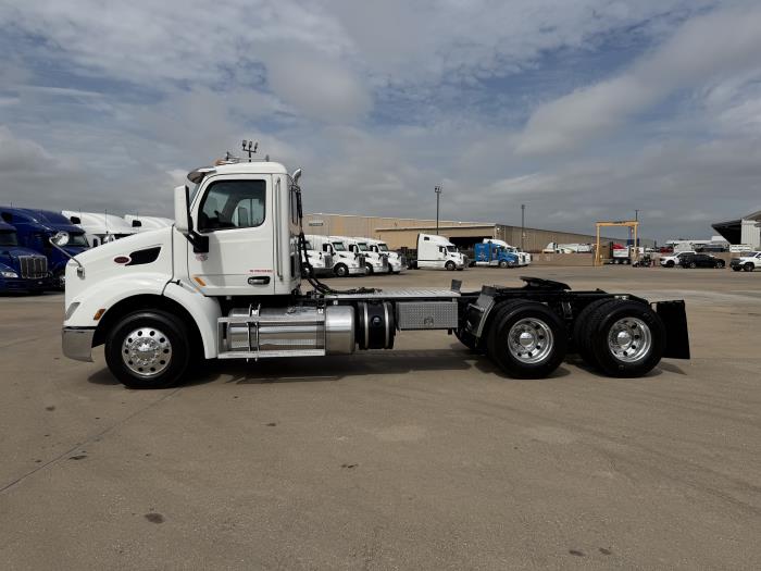 2020 Peterbilt 579-1
