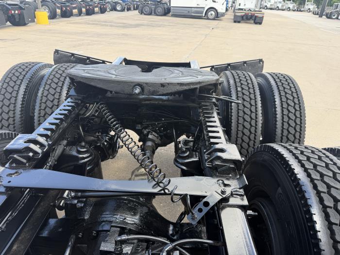 2020 Peterbilt 579-13