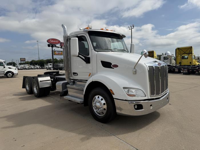 2020 Peterbilt 579-6