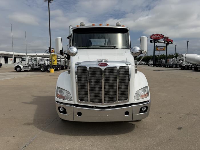 2020 Peterbilt 579-7