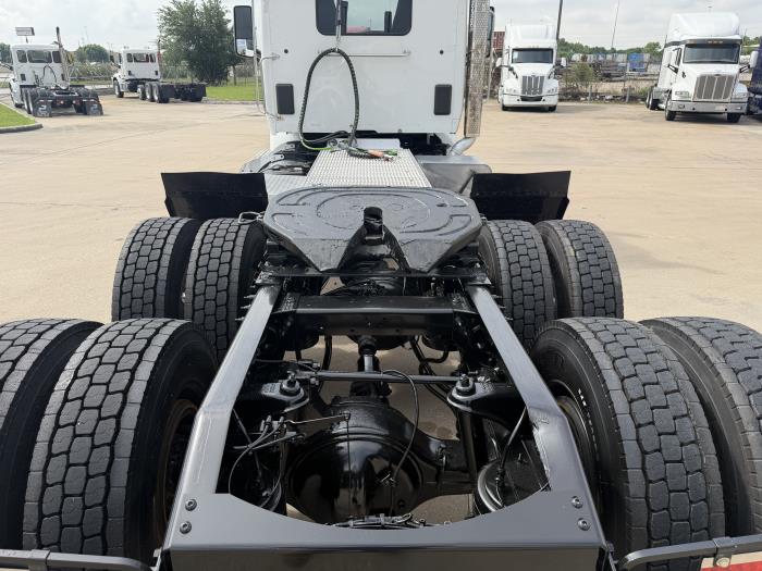 2020 Peterbilt 579-12