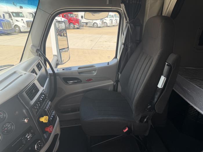 2020 Peterbilt 579-24